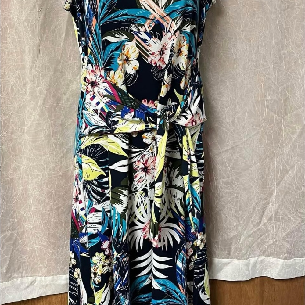 Black Sleeveless Flutter Sleeve Sundress for Resort Wear